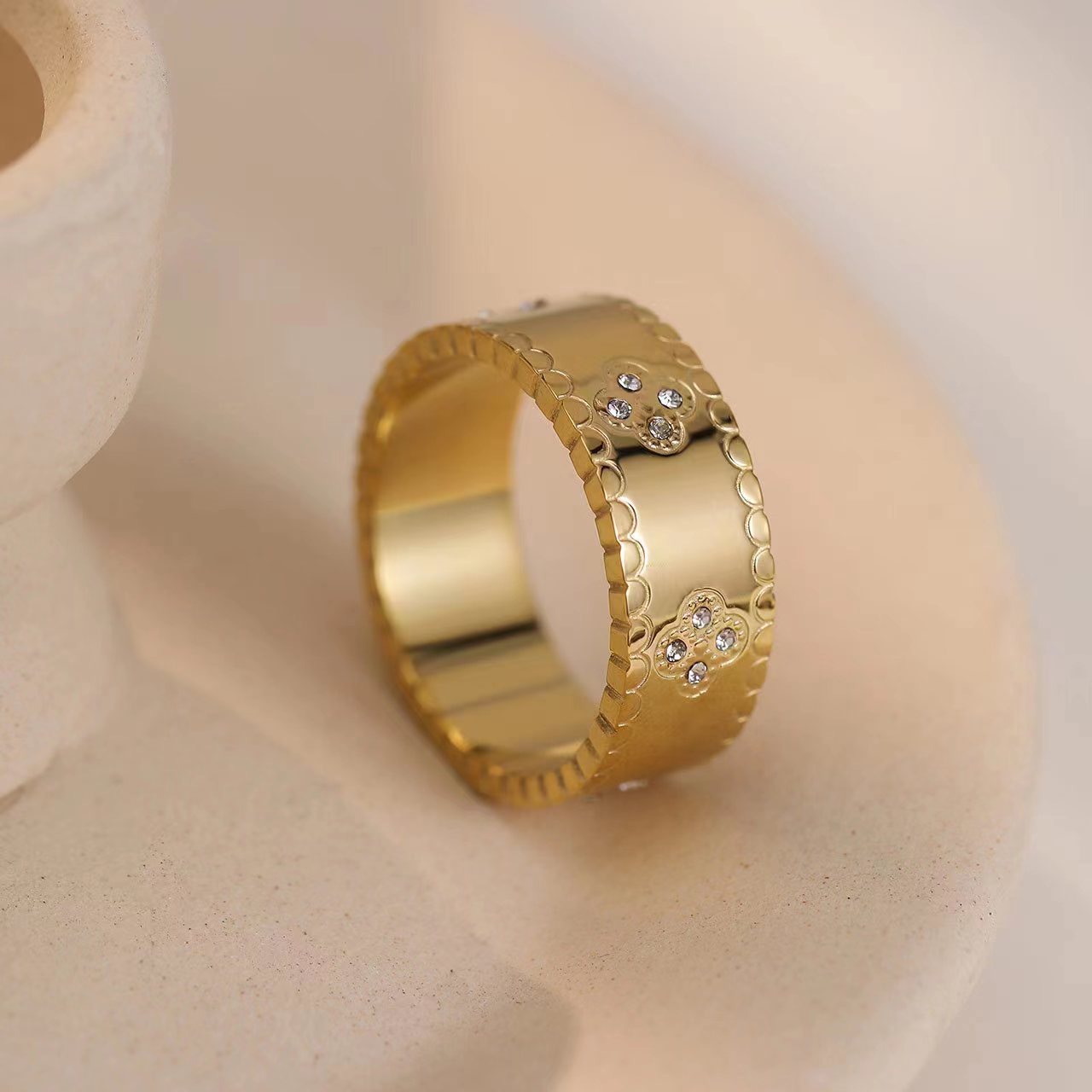 ZIRCON FLOWERE / RING - TOPACC